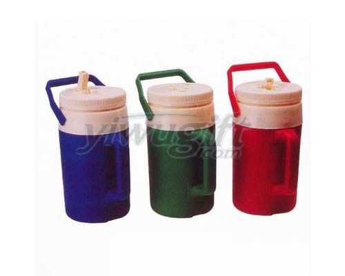 Plastic thermos cup