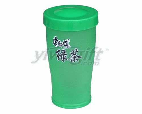 Plastics cup